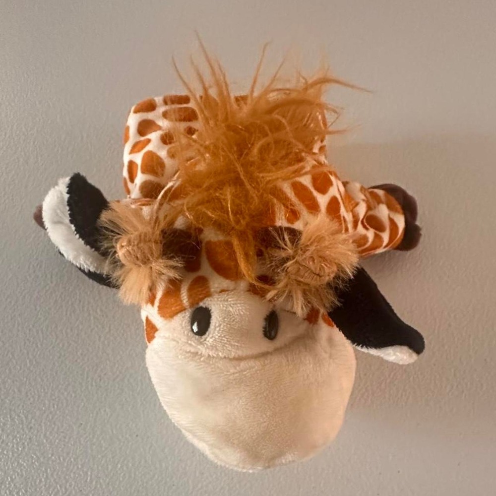 Giraffe hand puppet - Picture 4 of 5